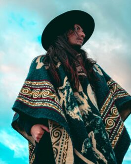 Ruana poncho Kopen – Handgeweven Kwaliteit uit Colombia
